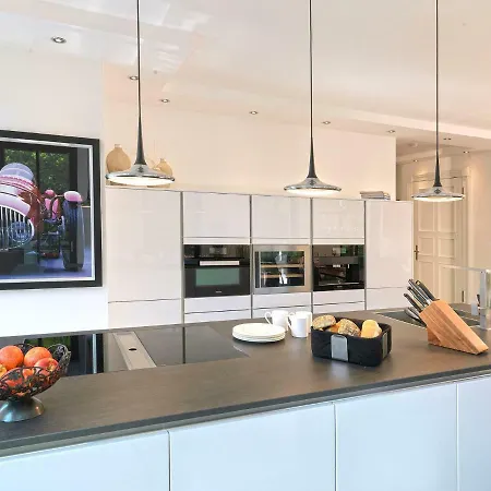 Paradise Cloud***** *